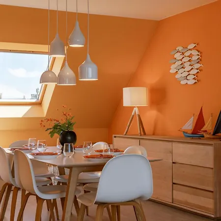 Huswell - Cozy Seaside With Sunny Terrace Apartment Blankenberge