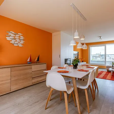 Huswell - Cozy Seaside With Sunny Terrace