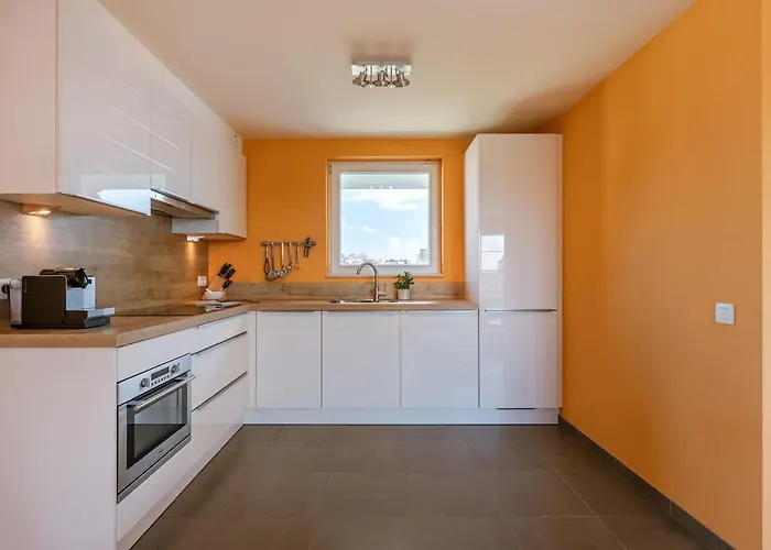 Casiola - Cozy Seaside With Sunny Terrace דירה *